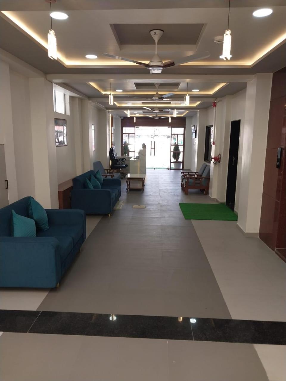 Hotel Aagman Palanpur Екстериор снимка